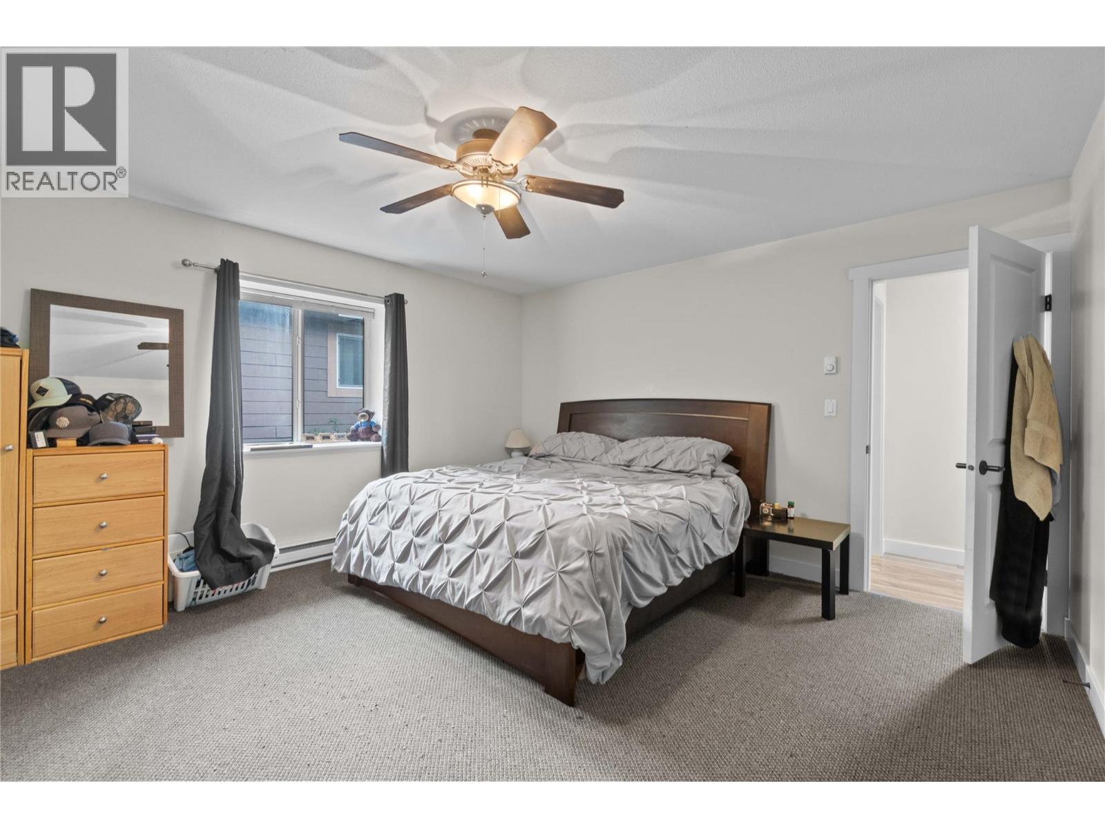 725 Trans Canada Highway, Sicamous, British Columbia  V0E 2V0 - Photo 37 - 10364853