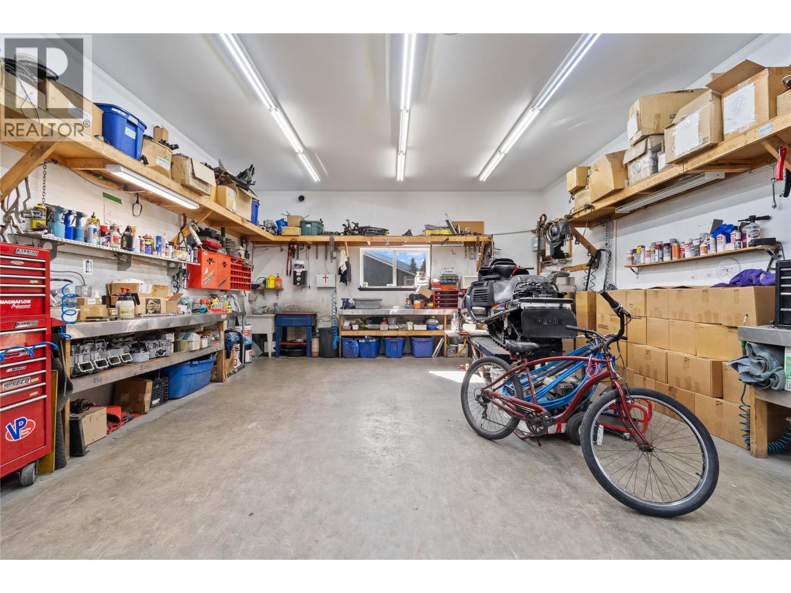 725 Trans Canada Highway, Sicamous, British Columbia  V0E 2V0 - Photo 51 - 10364853