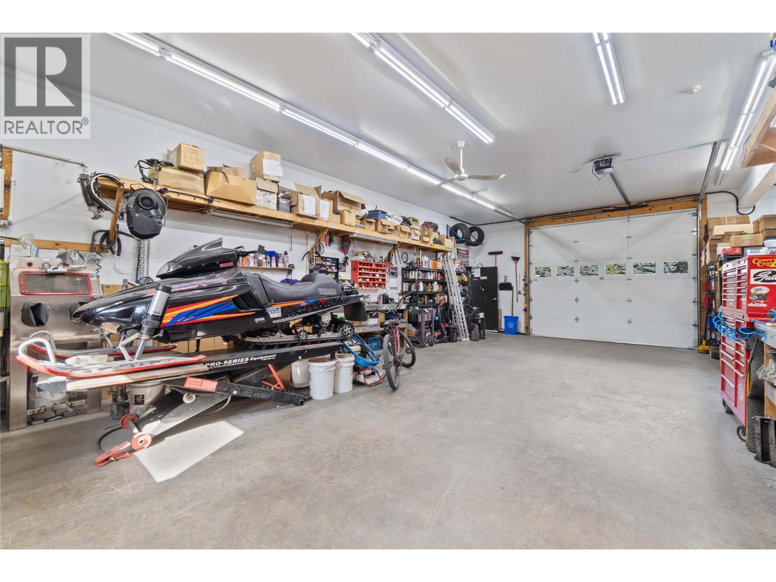 725 Trans Canada Highway, Sicamous, British Columbia  V0E 2V0 - Photo 56 - 10364853