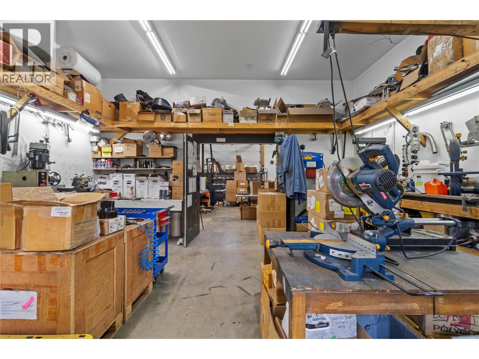 725 Trans Canada Highway, Sicamous, British Columbia  V0E 2V0 - Photo 69 - 10364853