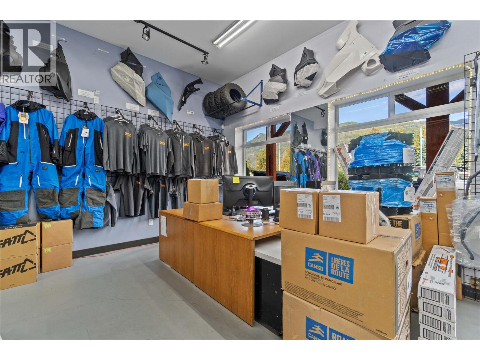 725 Trans Canada Highway, Sicamous, British Columbia  V0E 2V0 - Photo 71 - 10364853