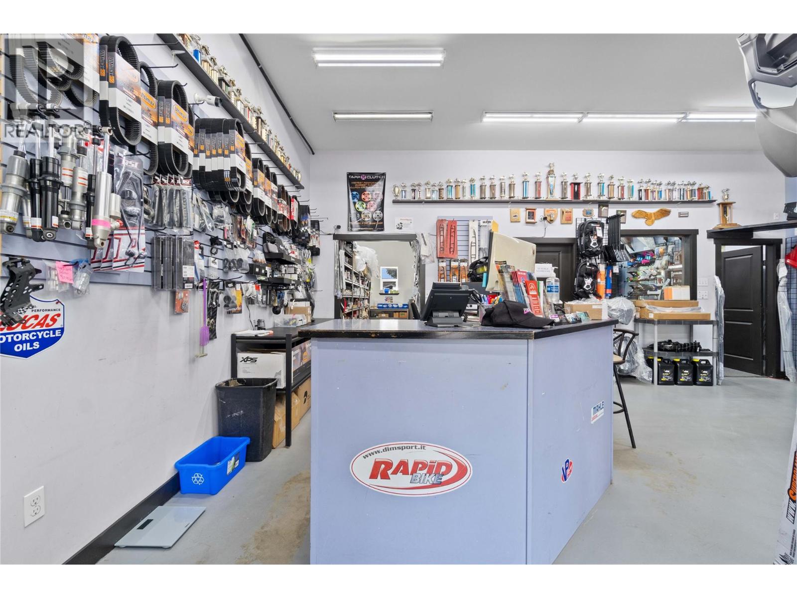 725 Trans Canada Highway, Sicamous, British Columbia  V0E 2V0 - Photo 75 - 10364853