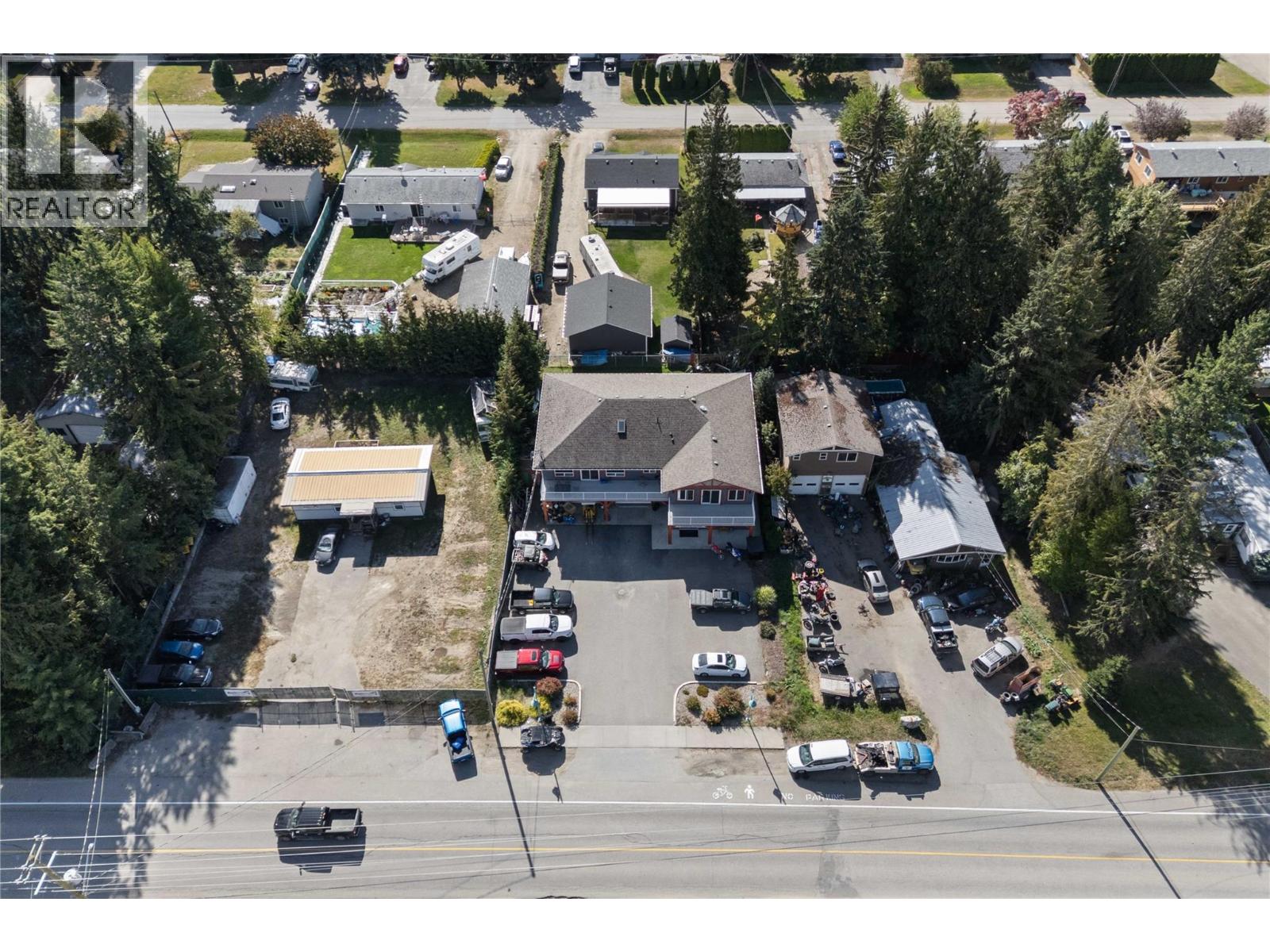 725 Trans Canada Highway, Sicamous, British Columbia  V0E 2V0 - Photo 88 - 10364853