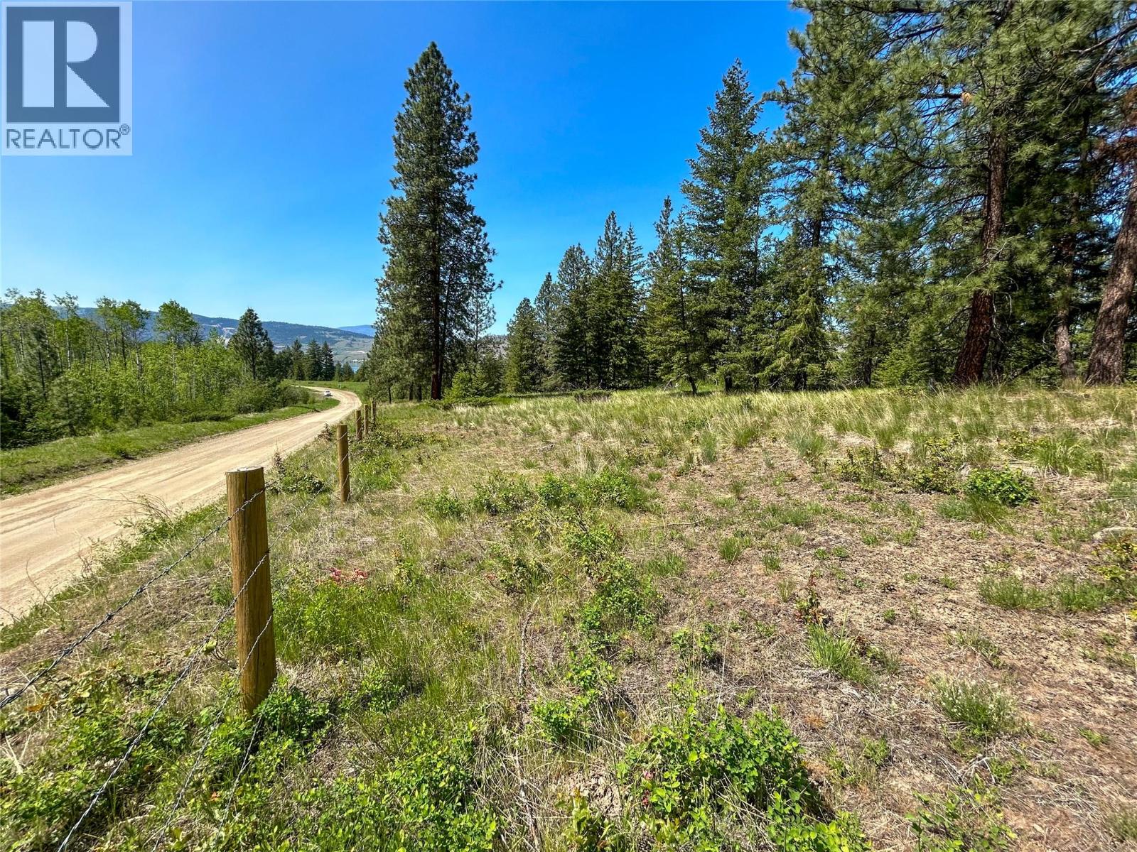 5893 Cosens Bay Road, Coldstream, British Columbia  V1B 1N8 - Photo 21 - 10364976