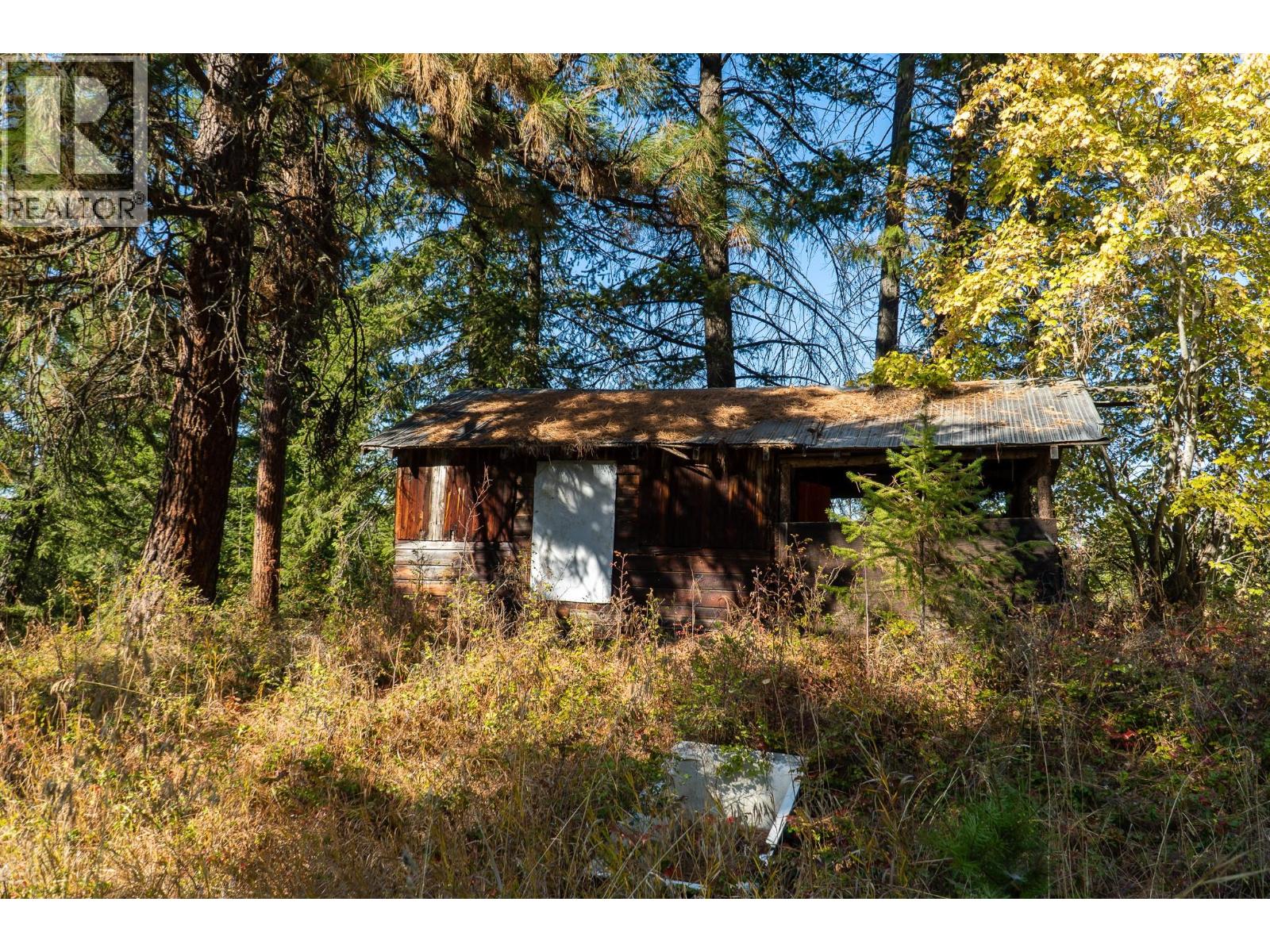 5893 Cosens Bay Road, Coldstream, British Columbia  V1B 1N8 - Photo 27 - 10364976