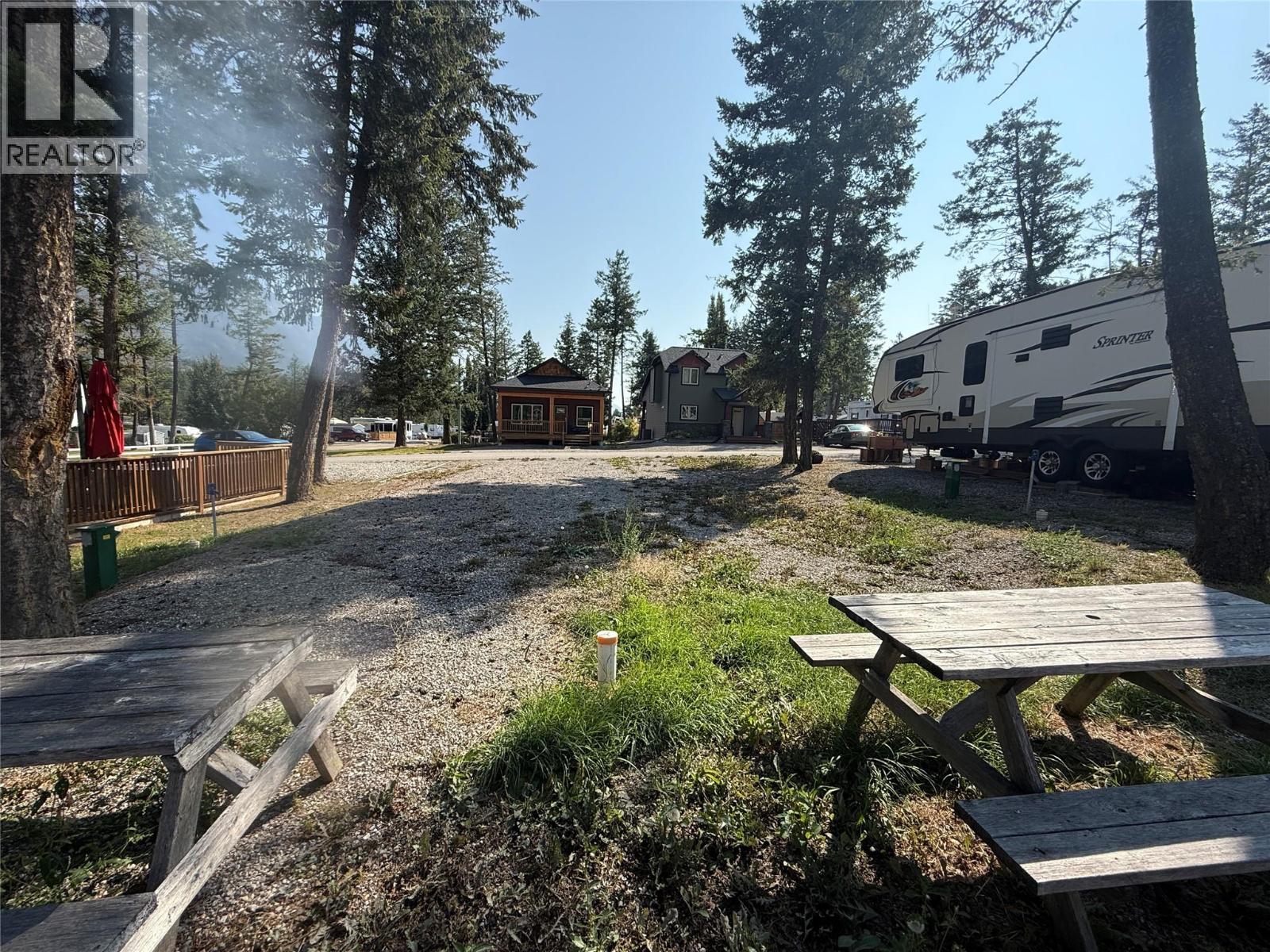 4868 Riverview Drive Unit# Lot 89, Edgewater, British Columbia  V0A 1M0 - Photo 4 - 10363060