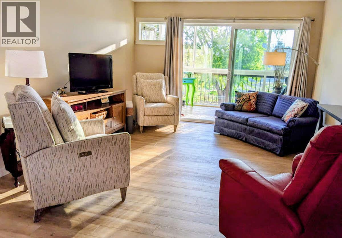 1450 Bertram Street Unit# 302, Kelowna, British Columbia  V1Y 8R9 - Photo 18 - 10365051