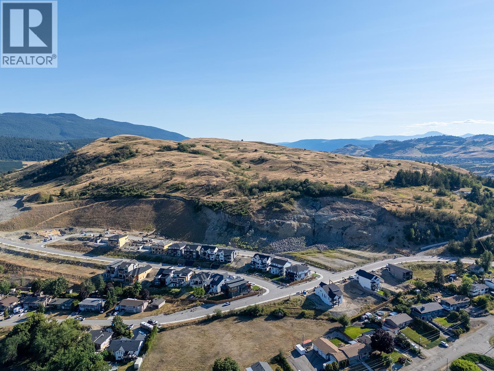 457 Morningview Drive, Coldstream, British Columbia  V1B 2P2 - Photo 4 - 10365064