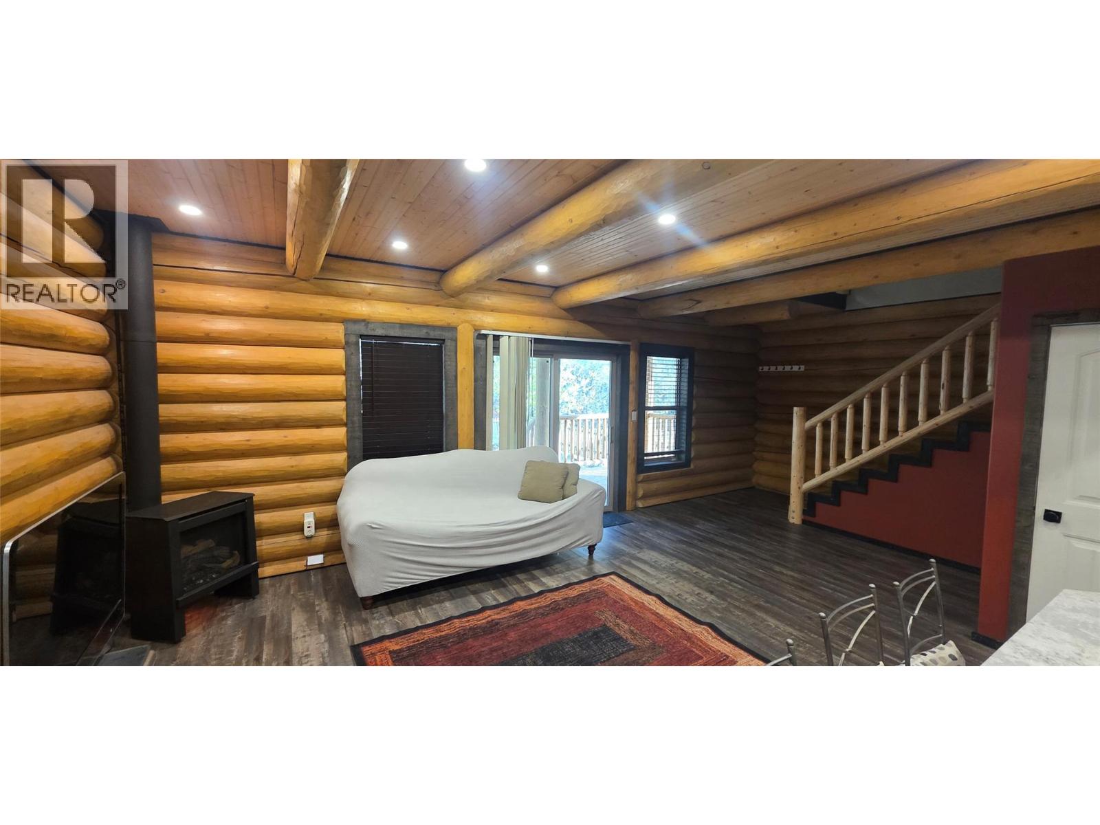 853 Cawston Avenue, Hedley, British Columbia  V0X 1K0 - Photo 8 - 10365102