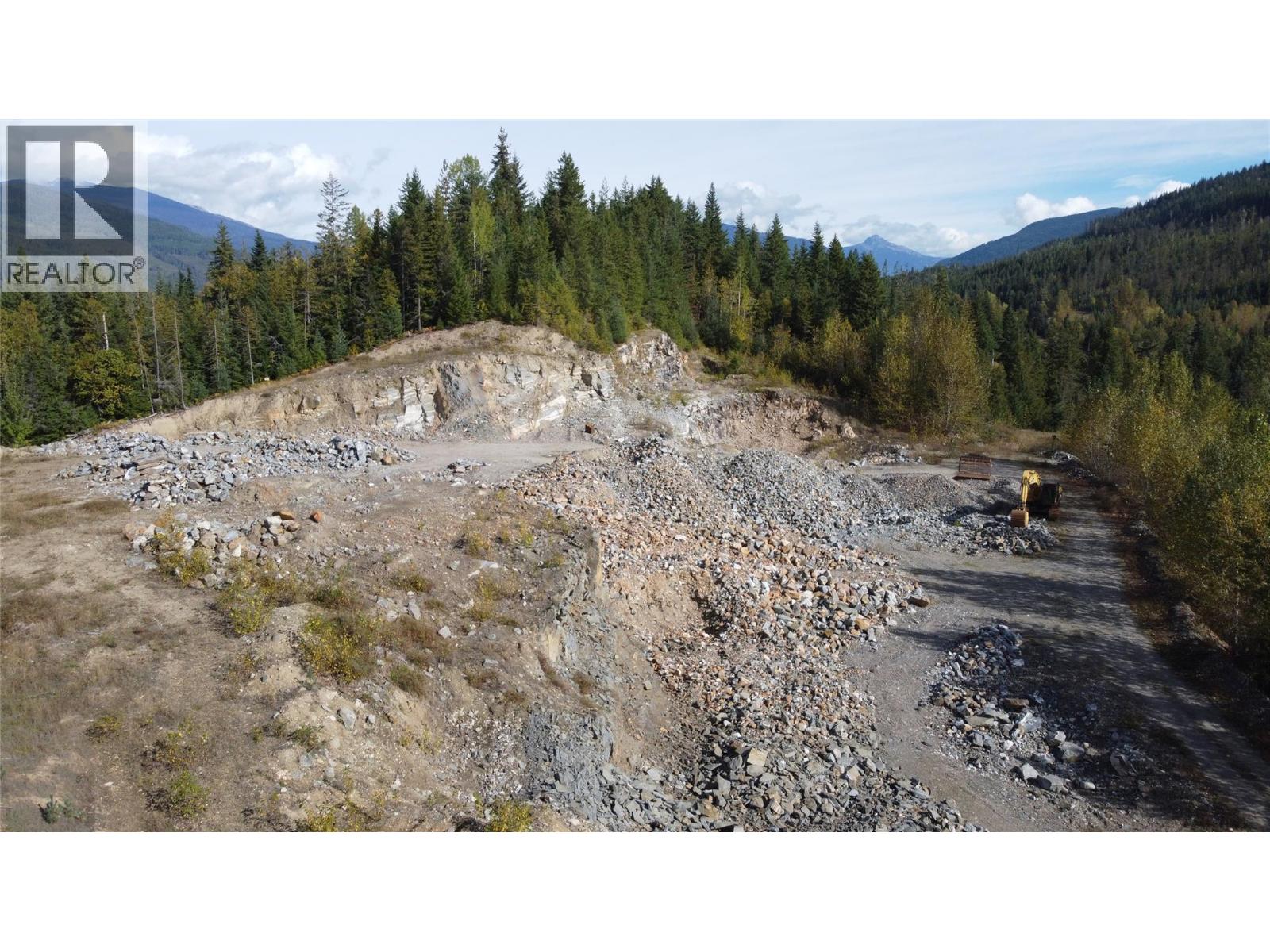 00 Oxbow Frontage Road, Malakwa, British Columbia  V0E 2J0 - Photo 14 - 10364767