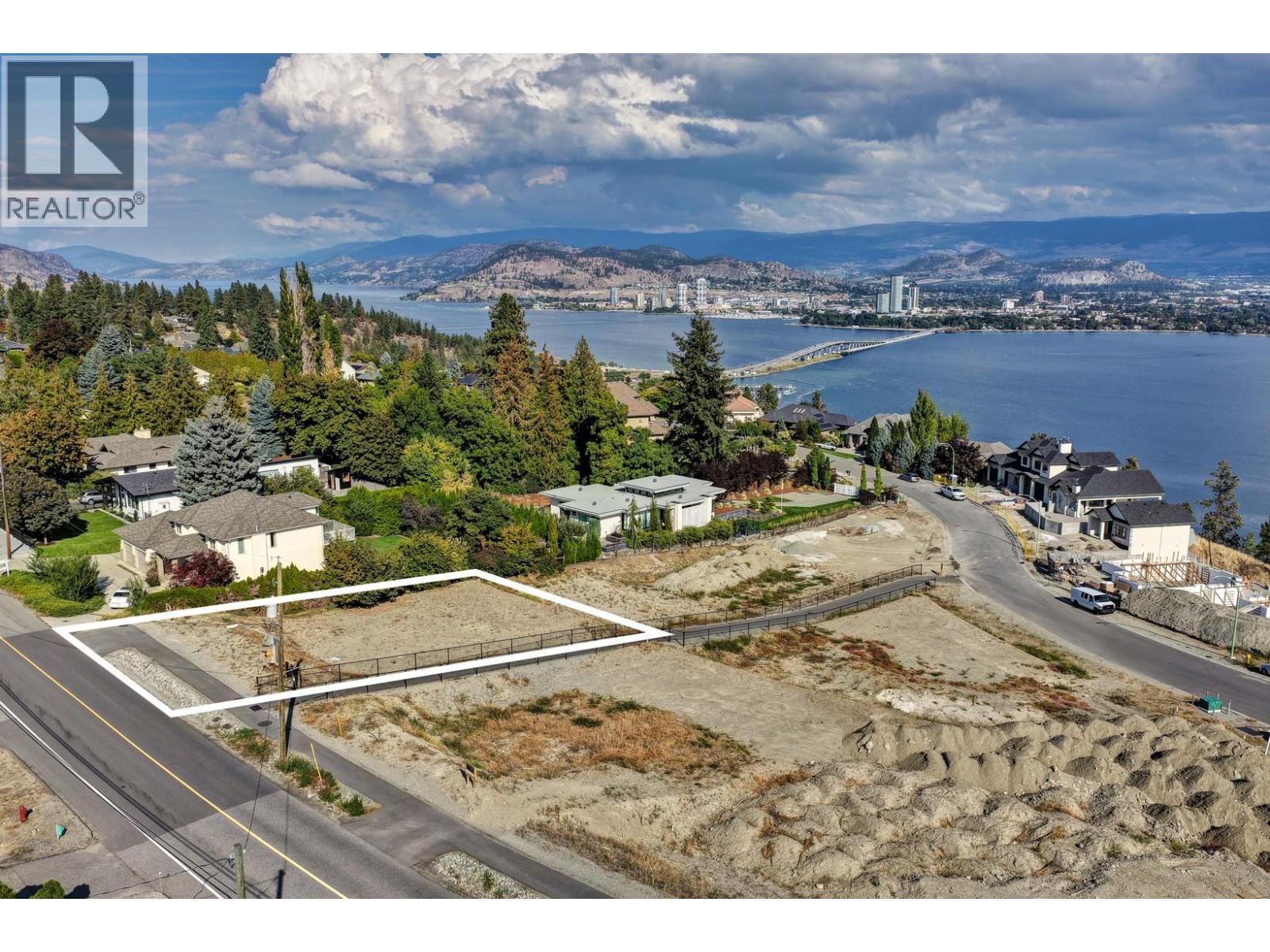 2347 Thacker Drive, West Kelowna, British Columbia  V1Z 1V6 - Photo 1 - 10364758