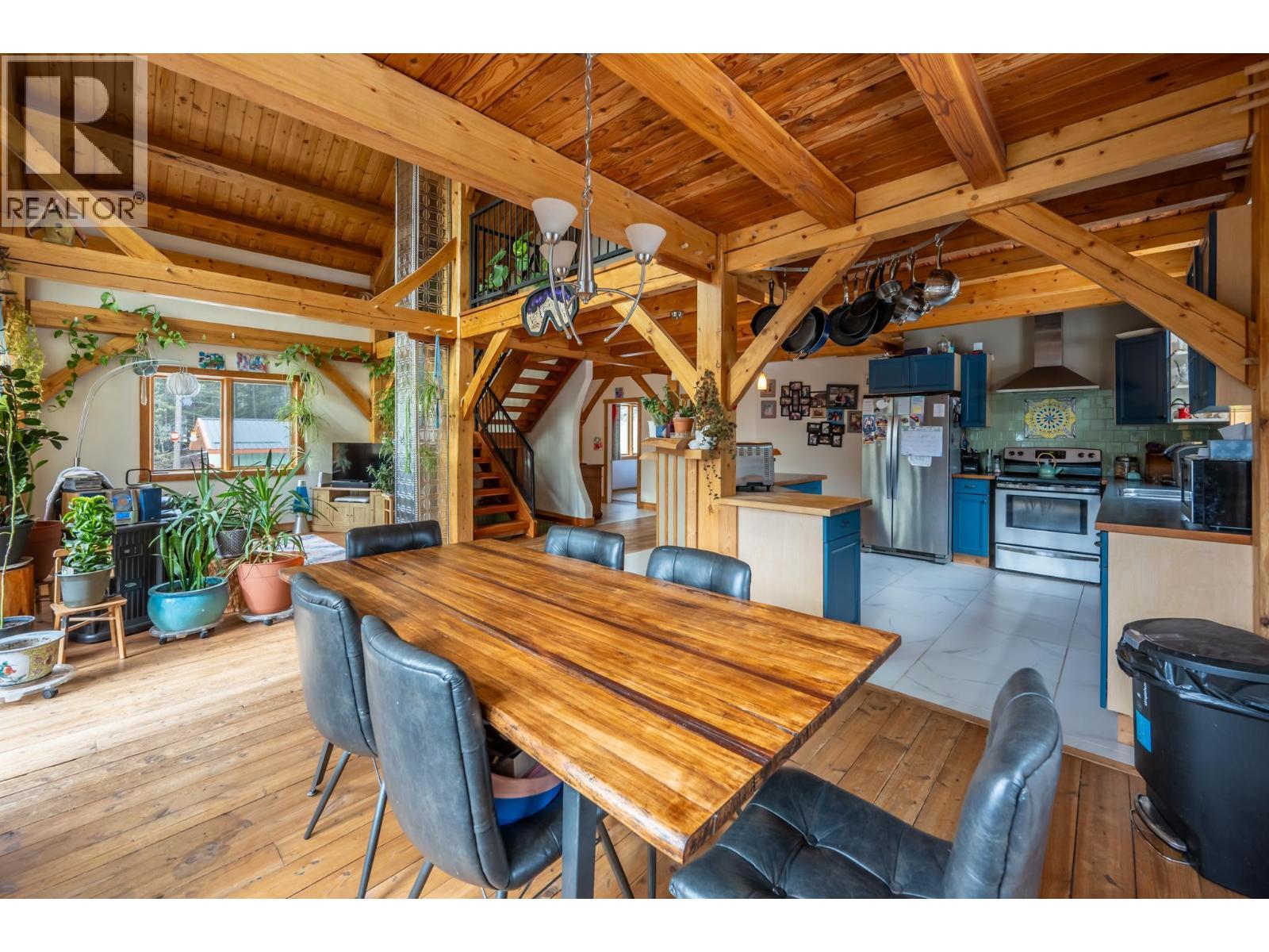 2360 Trans Canada  N Highway, Golden, British Columbia  V0A 1H1 - Photo 15 - 10365189