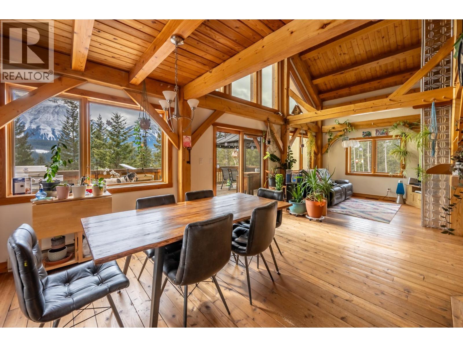 2360 Trans Canada  N Highway, Golden, British Columbia  V0A 1H1 - Photo 16 - 10365189