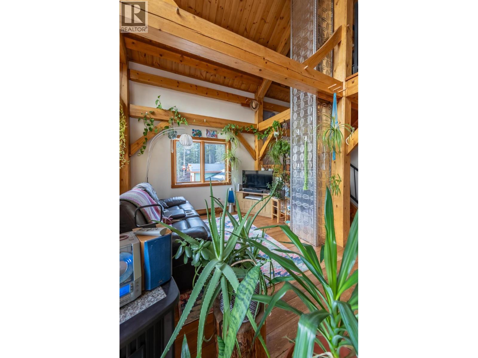 2360 Trans Canada  N Highway, Golden, British Columbia  V0A 1H1 - Photo 23 - 10365189