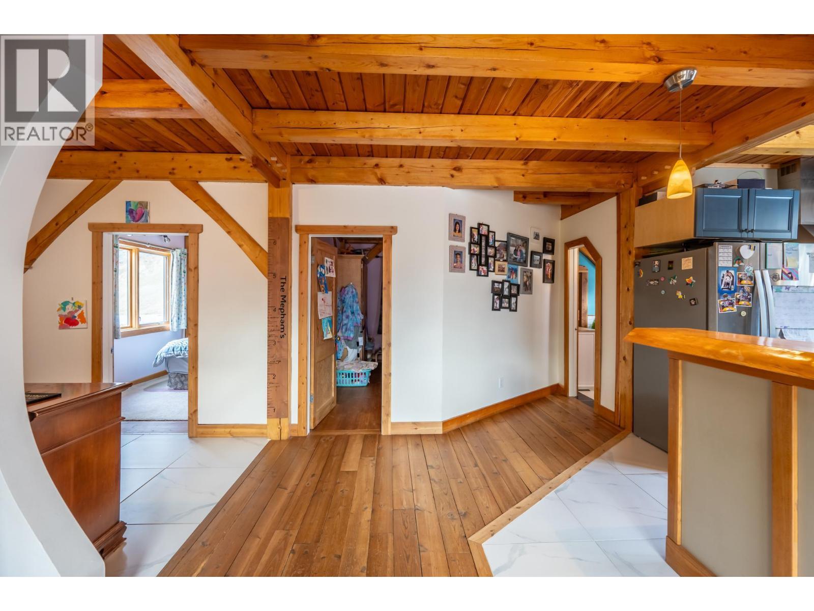 2360 Trans Canada  N Highway, Golden, British Columbia  V0A 1H1 - Photo 24 - 10365189