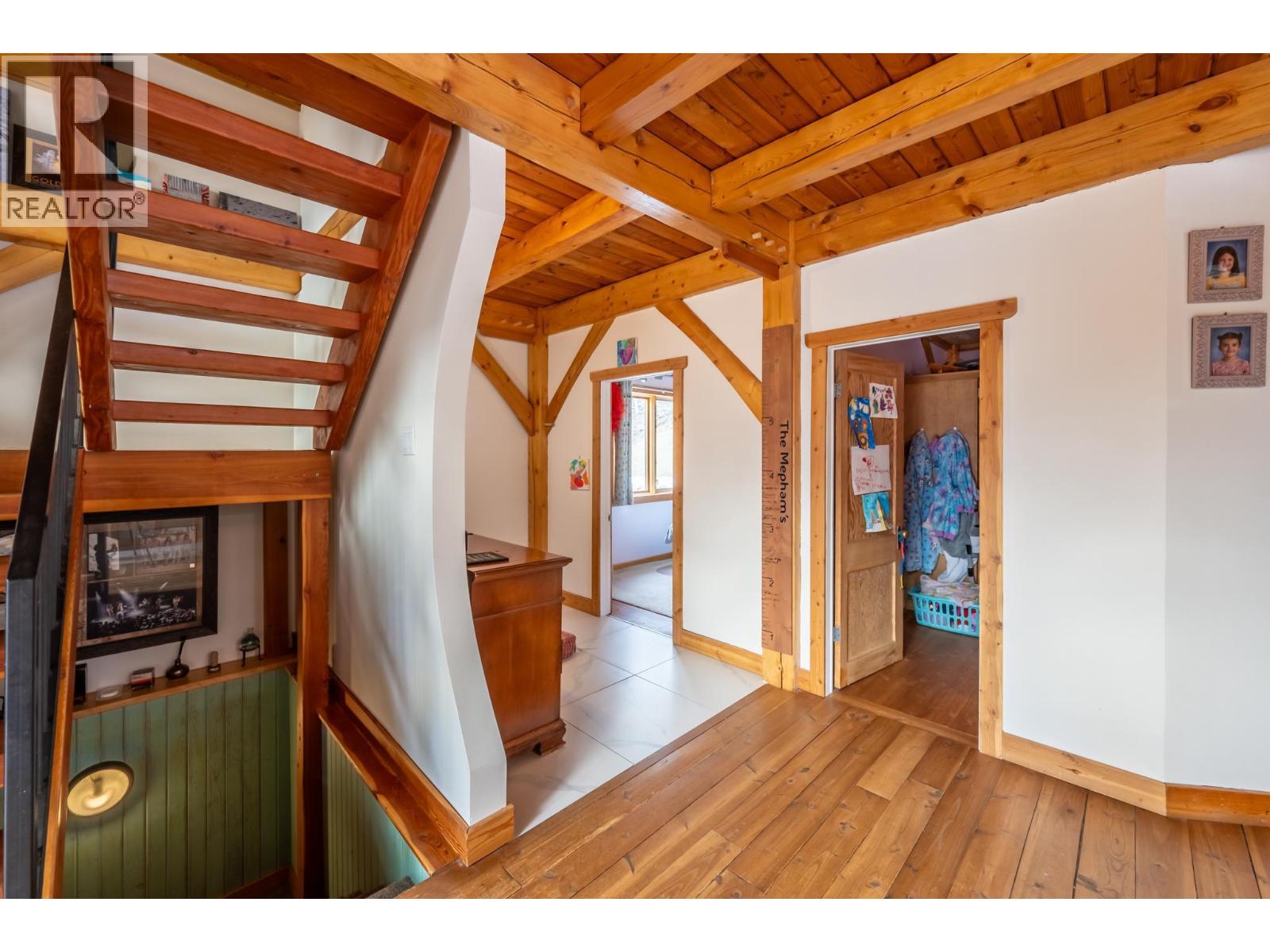 2360 Trans Canada  N Highway, Golden, British Columbia  V0A 1H1 - Photo 25 - 10365189