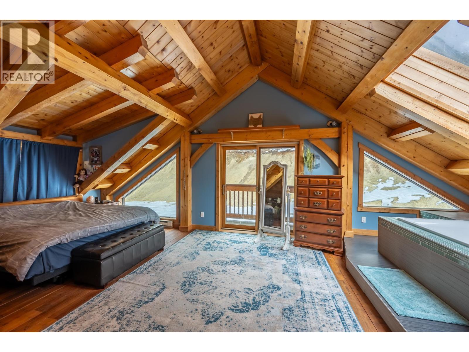 2360 Trans Canada  N Highway, Golden, British Columbia  V0A 1H1 - Photo 33 - 10365189