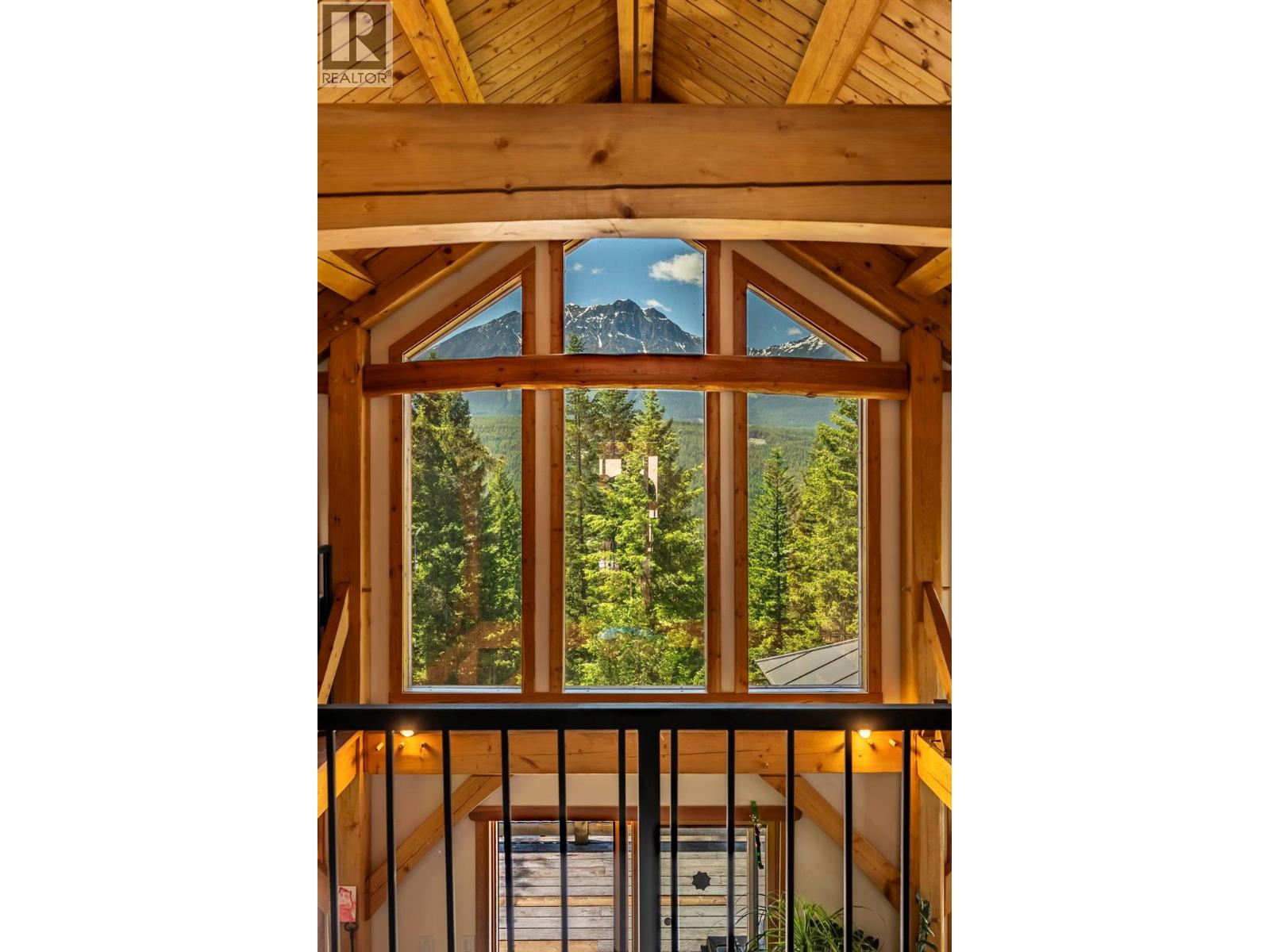 2360 Trans Canada  N Highway, Golden, British Columbia  V0A 1H1 - Photo 42 - 10365189