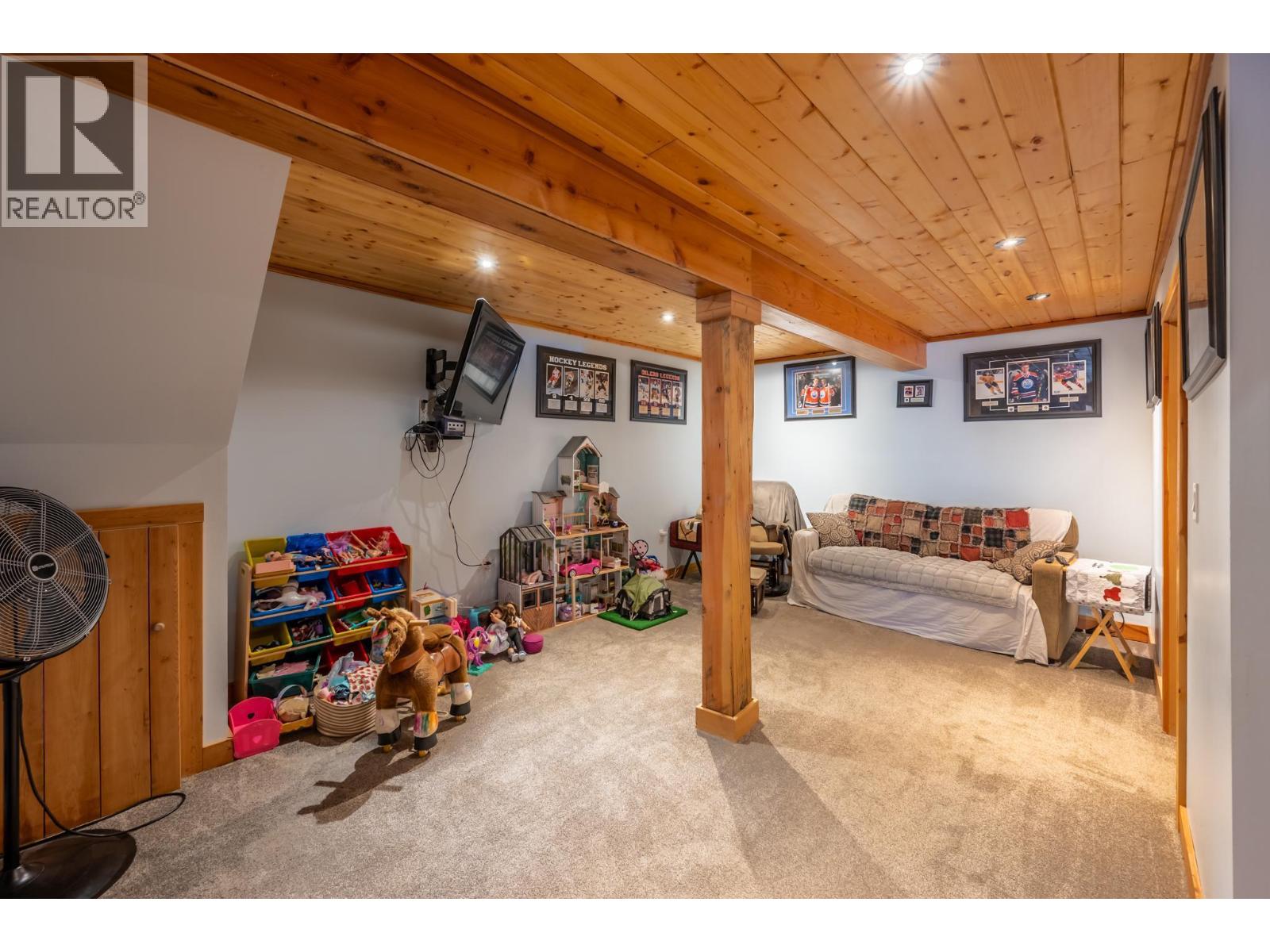 2360 Trans Canada  N Highway, Golden, British Columbia  V0A 1H1 - Photo 50 - 10365189