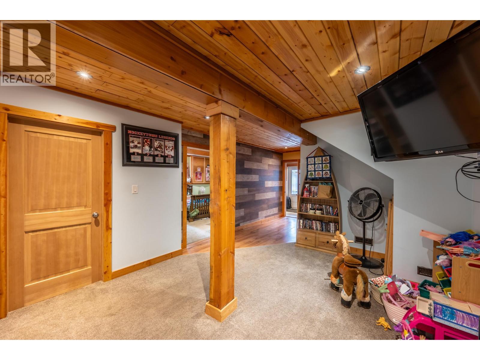 2360 Trans Canada  N Highway, Golden, British Columbia  V0A 1H1 - Photo 51 - 10365189