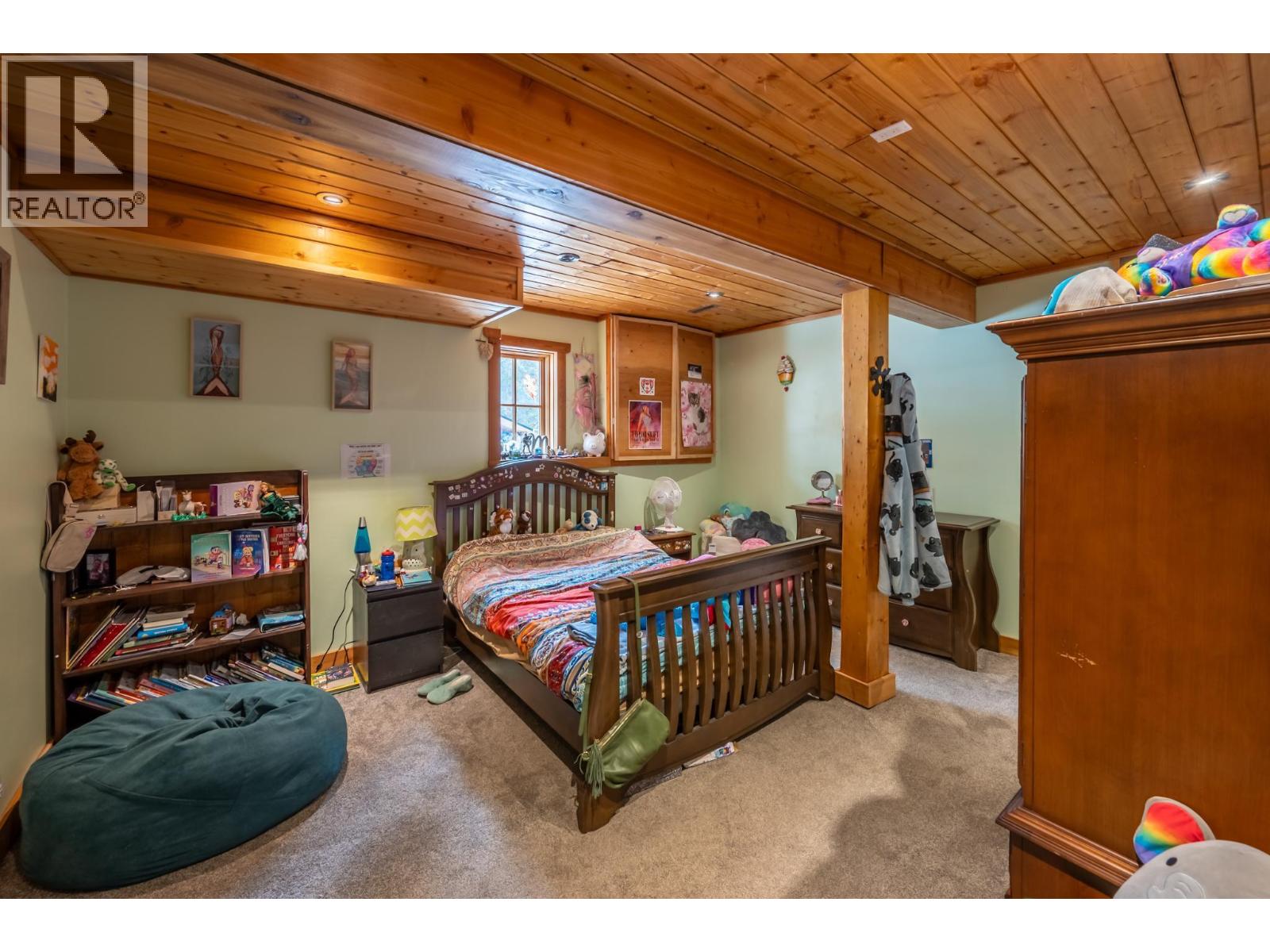 2360 Trans Canada  N Highway, Golden, British Columbia  V0A 1H1 - Photo 52 - 10365189