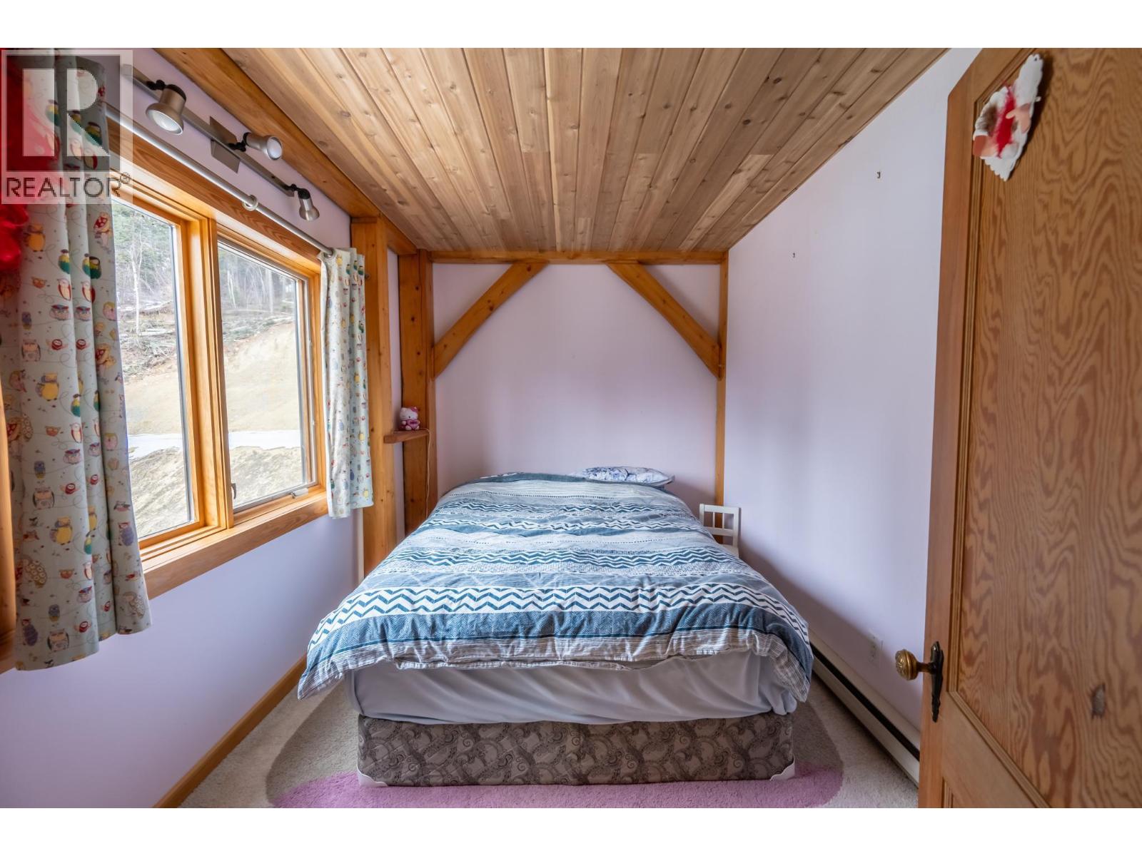 2360 Trans Canada  N Highway, Golden, British Columbia  V0A 1H1 - Photo 59 - 10365189