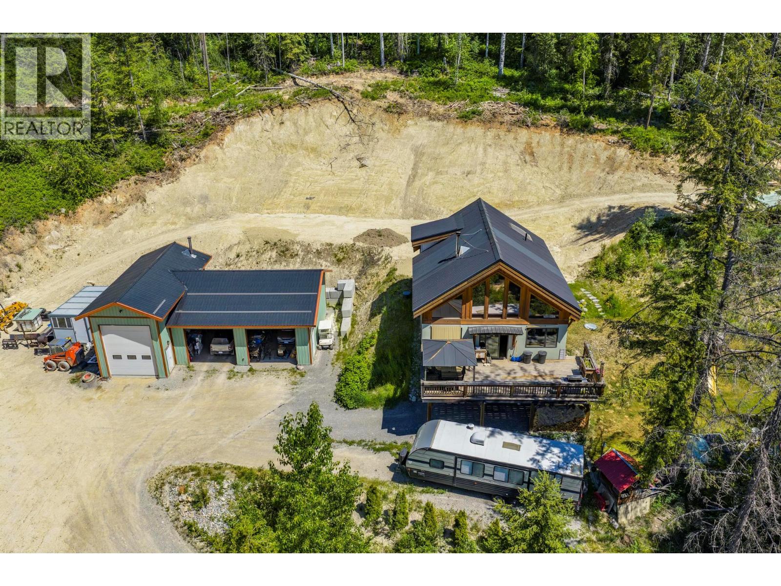 2360 Trans Canada  N Highway, Golden, British Columbia  V0A 1H1 - Photo 64 - 10365189