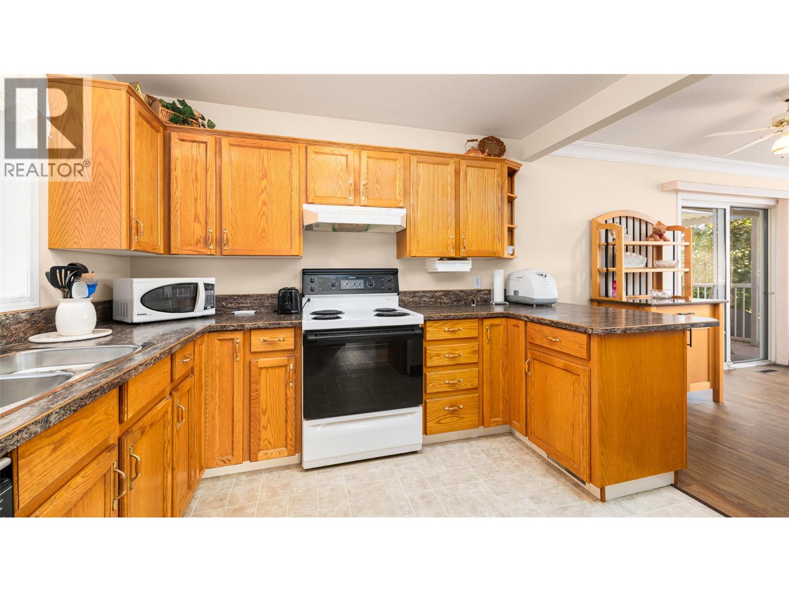 518 18th Avenue Unit# 10, Creston, British Columbia  V0B 1G0 - Photo 16 - 10365053