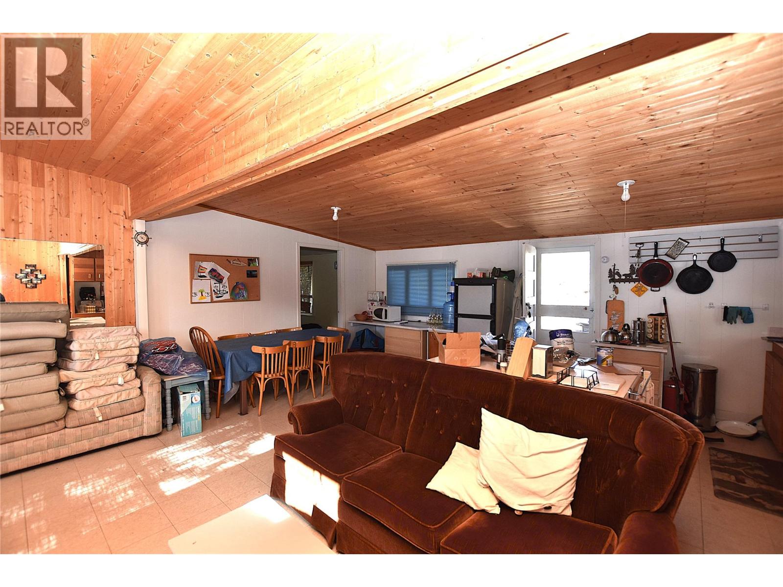 3 Mary Anne's Road, Vernon, British Columbia  V1H 2C8 - Photo 11 - 10365136