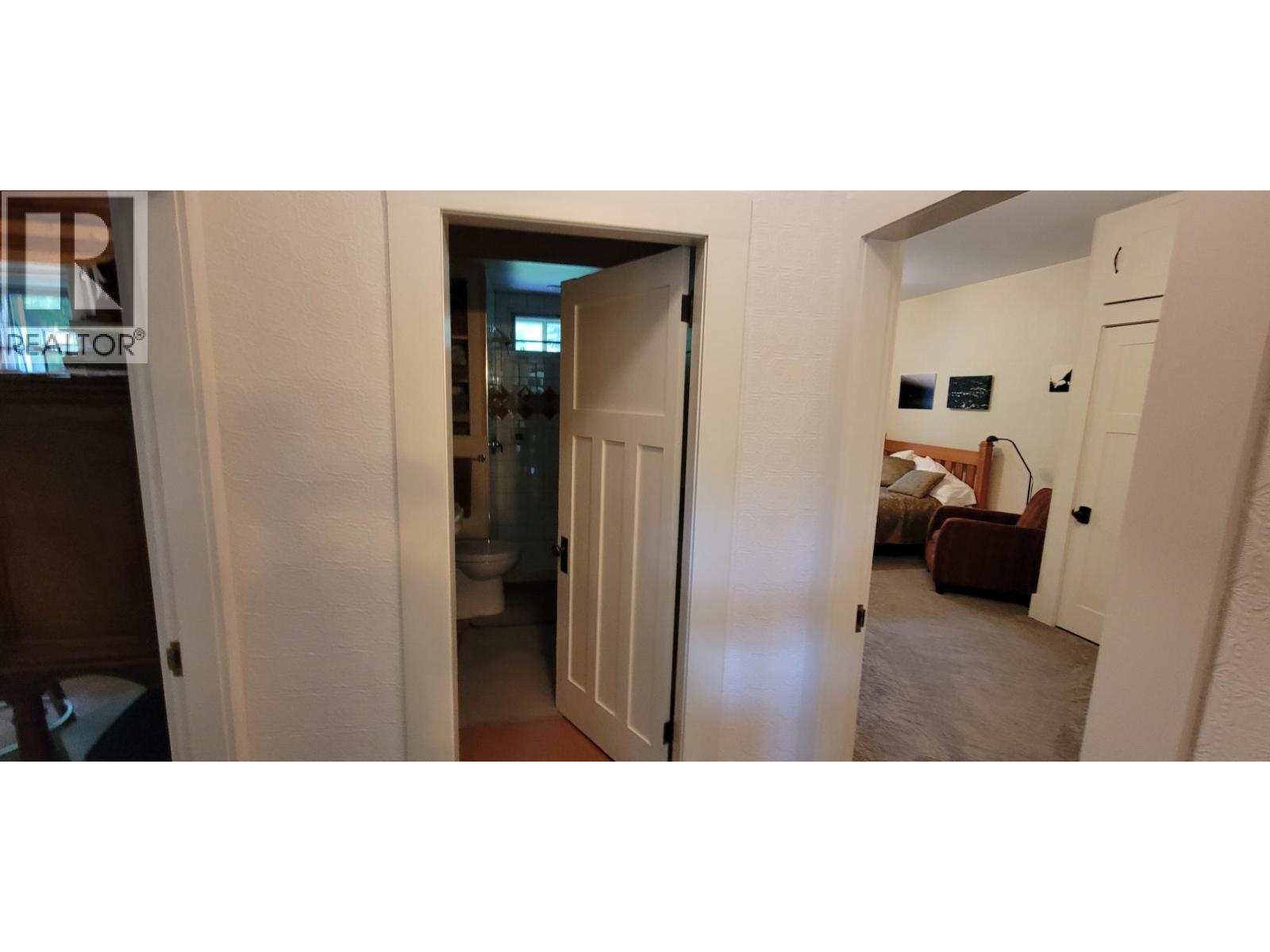 1305 Denver Siding Road, New Denver, British Columbia  V0G 1S1 - Photo 16 - 10365030