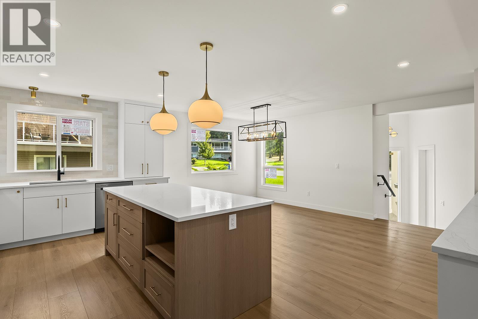 882 Hubbard Road, Kelowna, British Columbia  V1W 1N9 - Photo 10 - 10365147