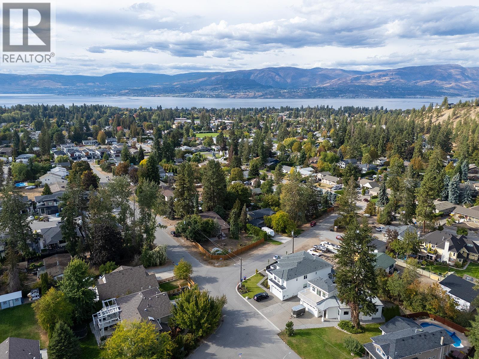 882 Hubbard Road, Kelowna, British Columbia  V1W 1N9 - Photo 47 - 10365147
