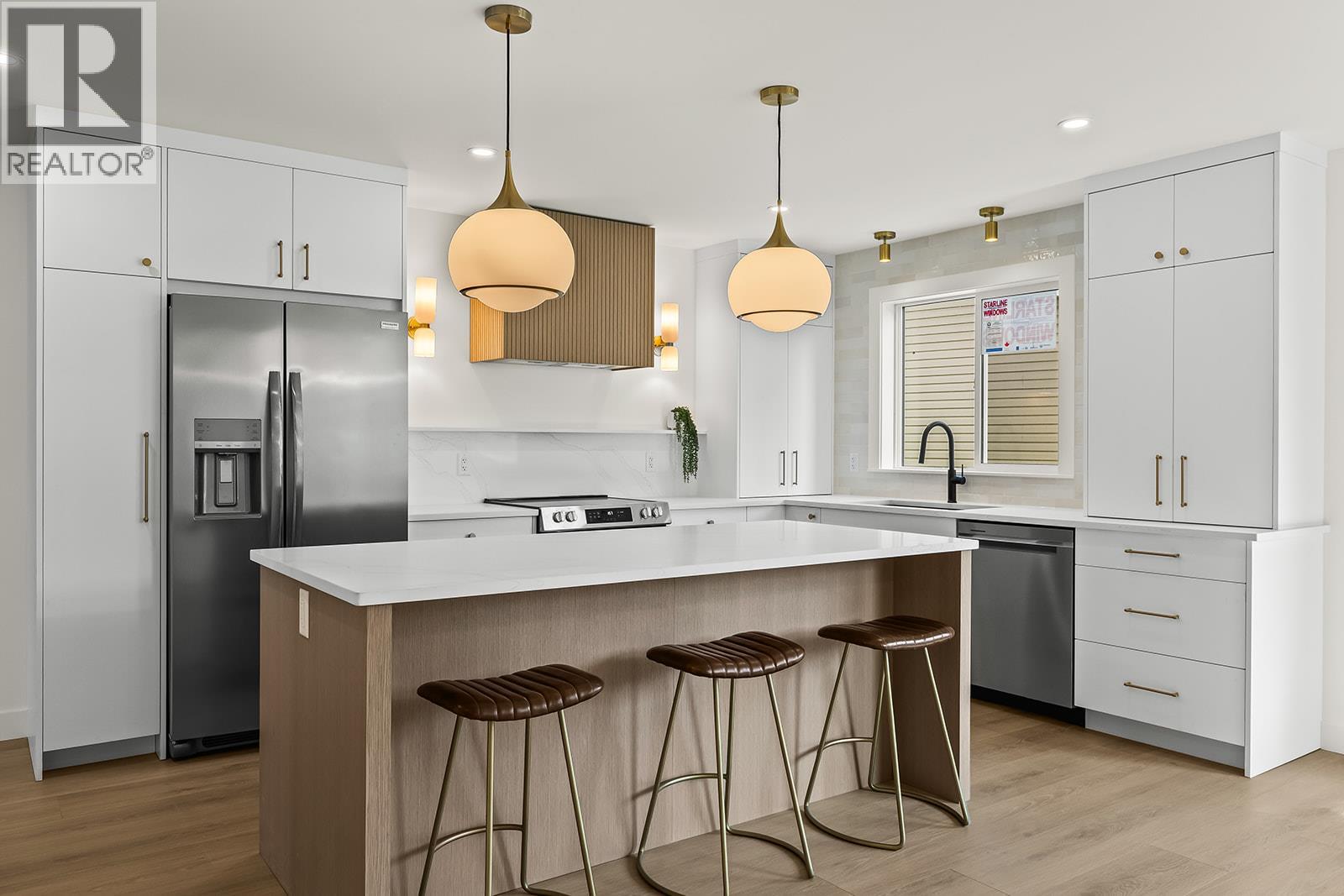 882 Hubbard Road, Kelowna, British Columbia  V1W 1N9 - Photo 6 - 10365147