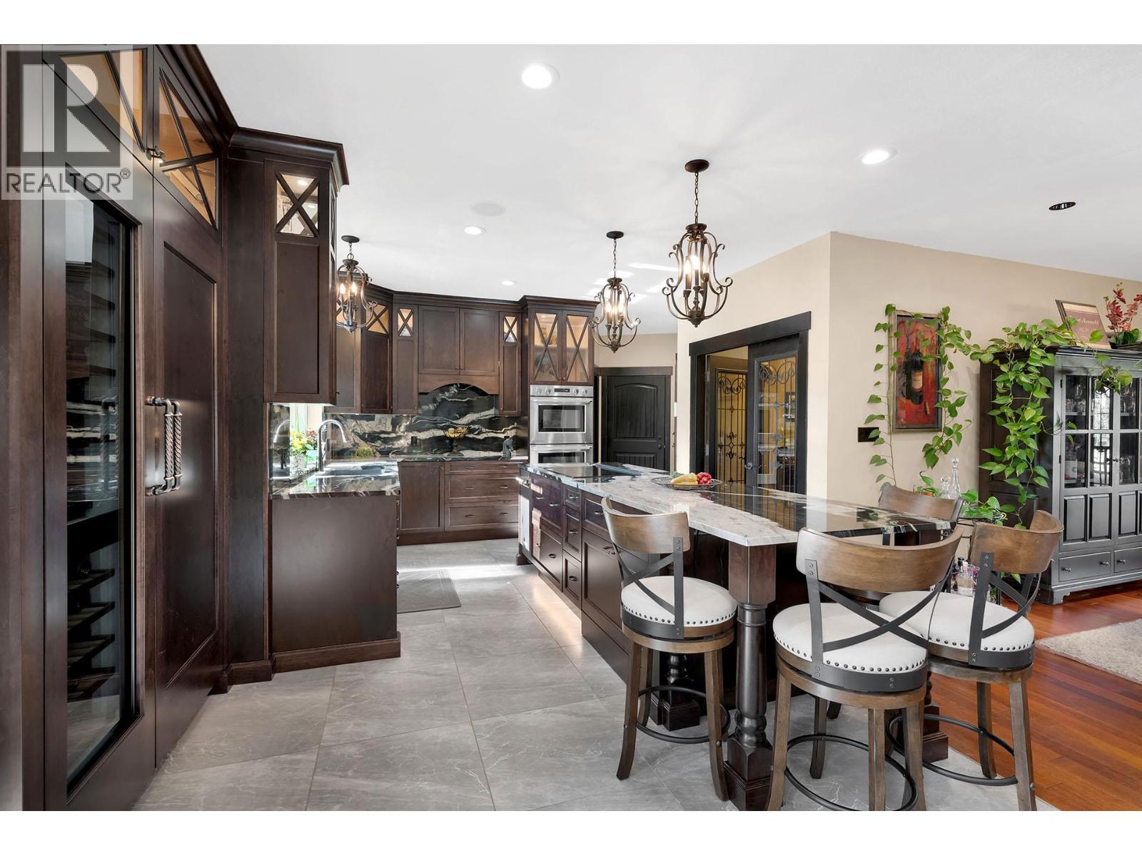 5833 Todd Road, Kamloops, British Columbia  V2C 6P2 - Photo 15 - 10365159