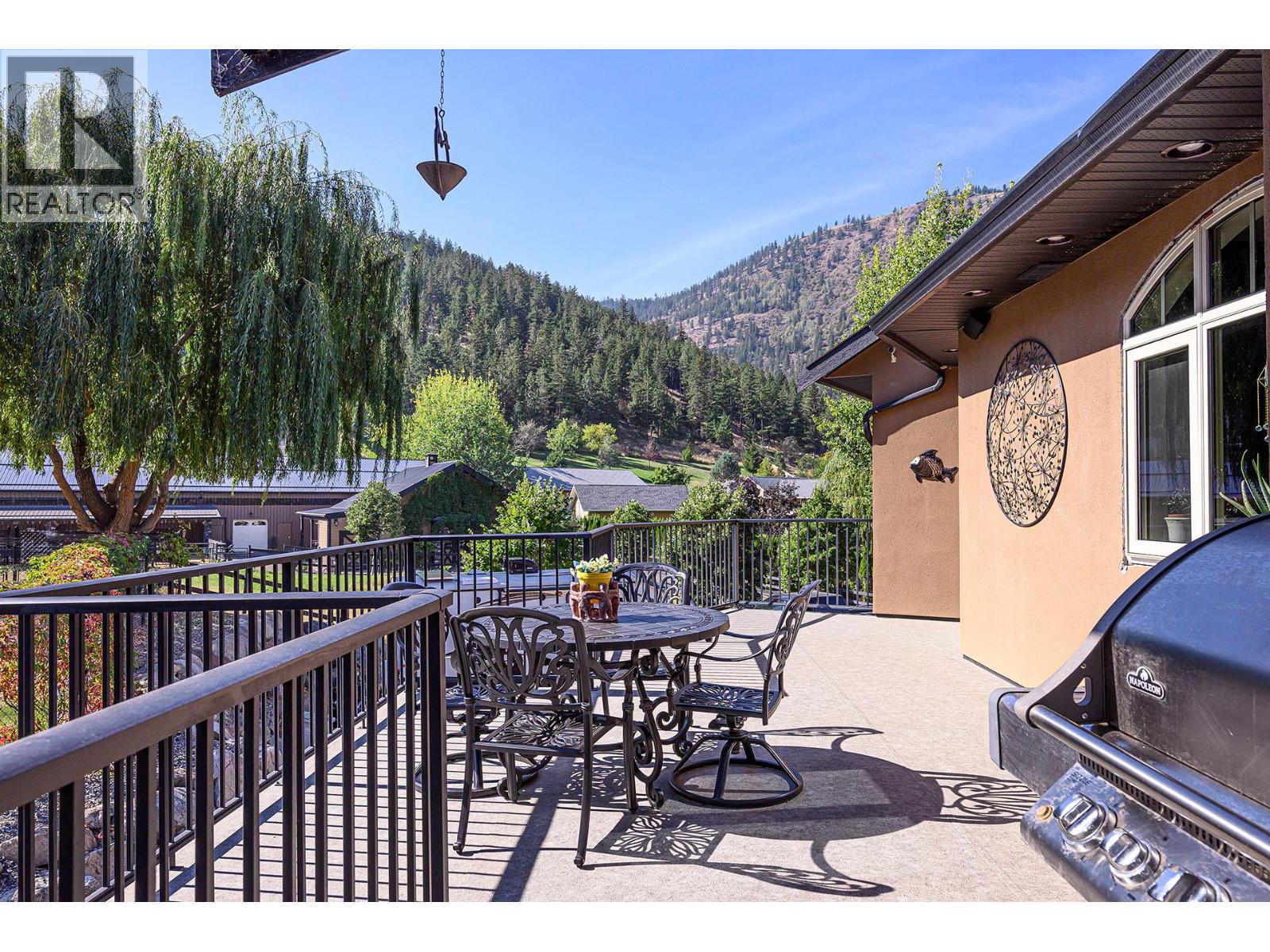 5833 Todd Road, Kamloops, British Columbia  V2C 6P2 - Photo 29 - 10365159