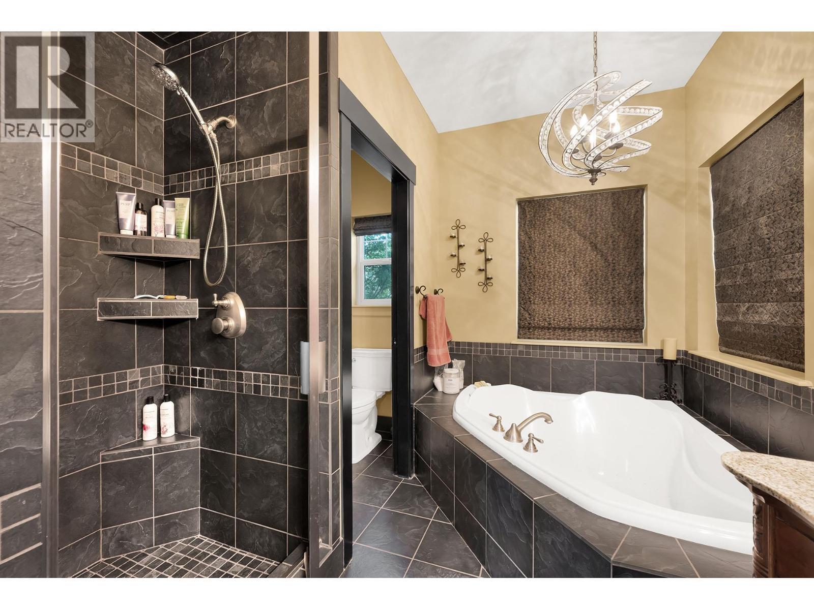 5833 Todd Road, Kamloops, British Columbia  V2C 6P2 - Photo 40 - 10365159