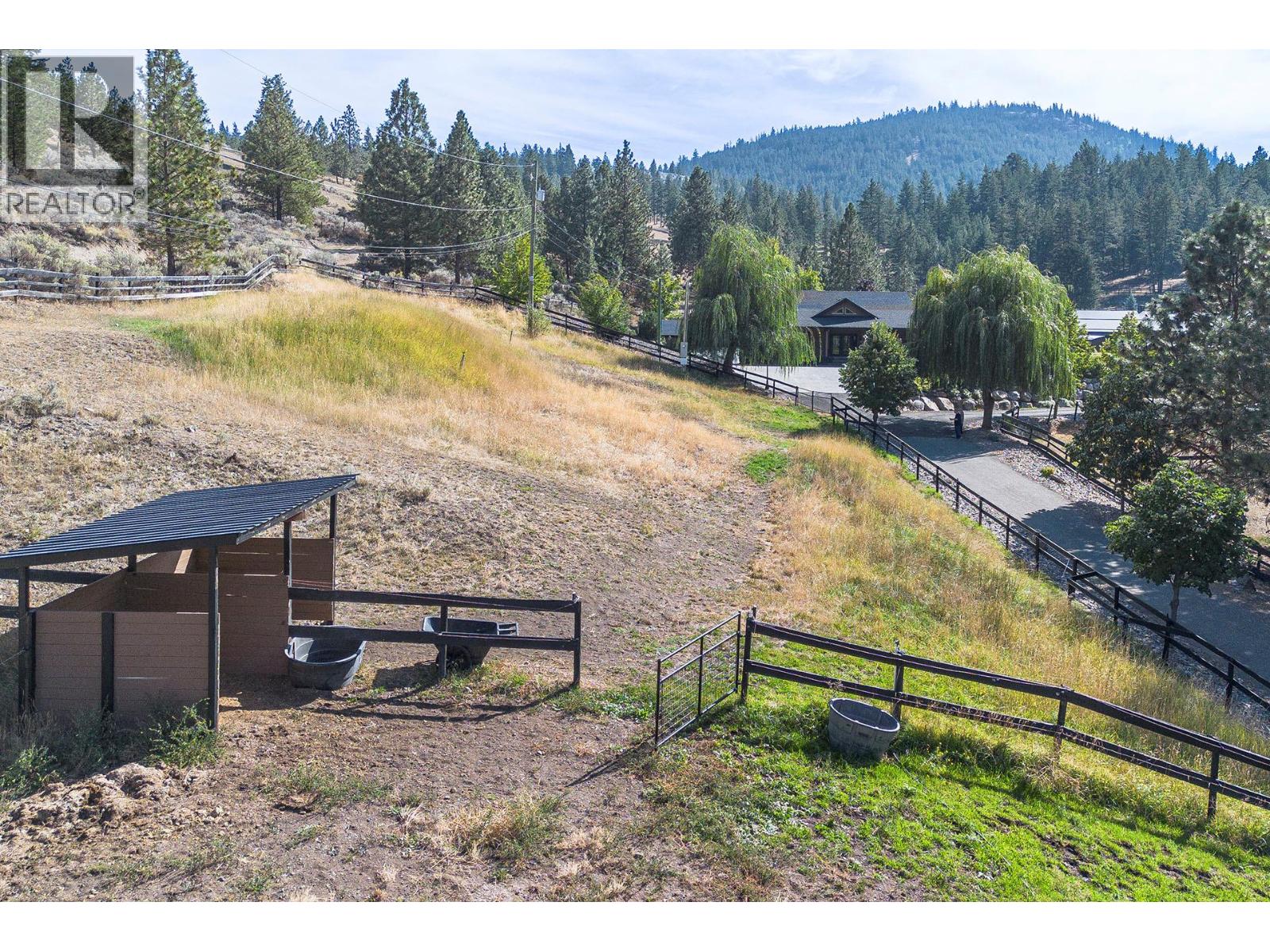 5833 Todd Road, Kamloops, British Columbia  V2C 6P2 - Photo 91 - 10365159