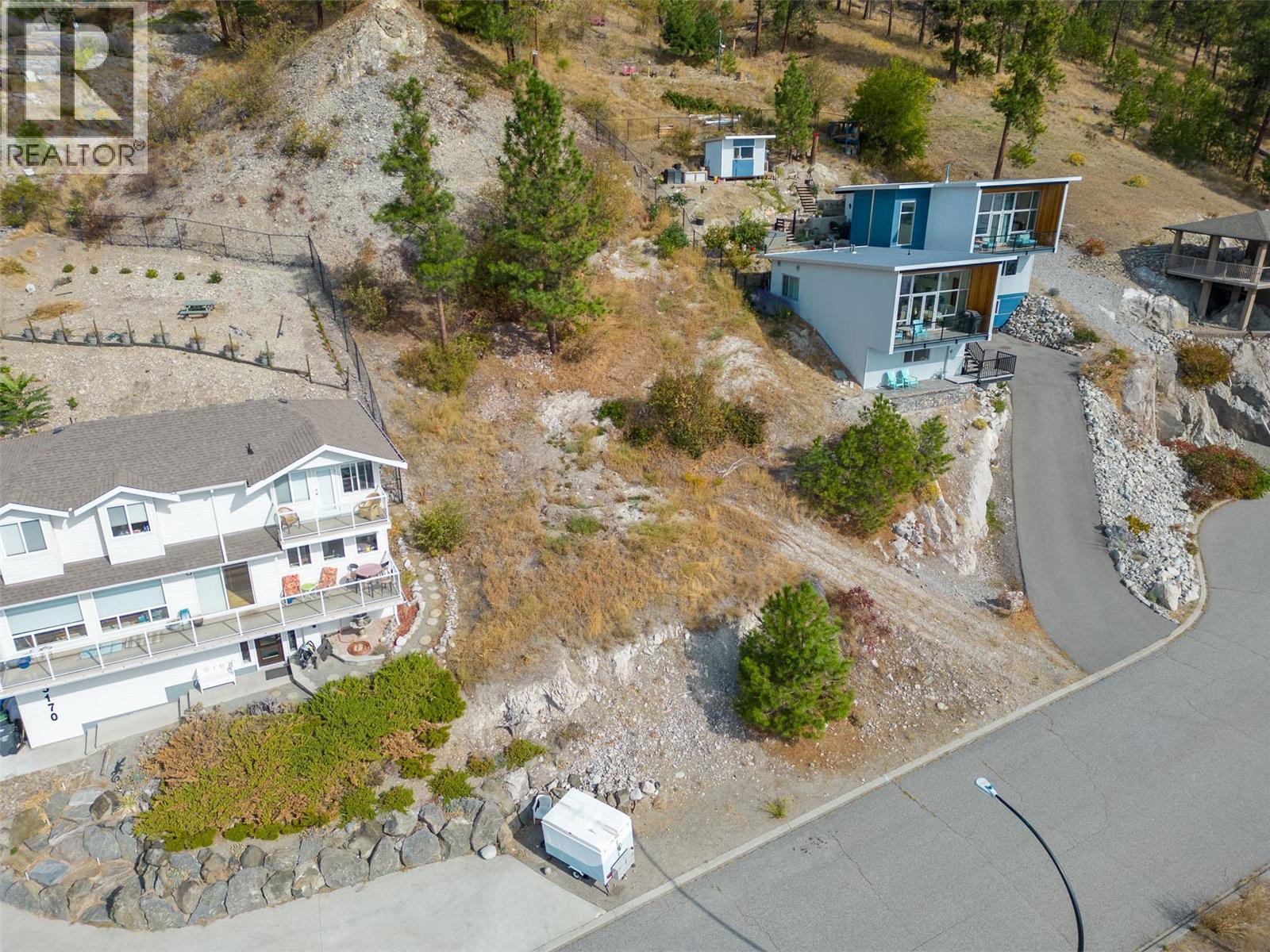 5166 Macneill Court, Peachland, British Columbia  V0H 1X2 - Photo 17 - 10365235