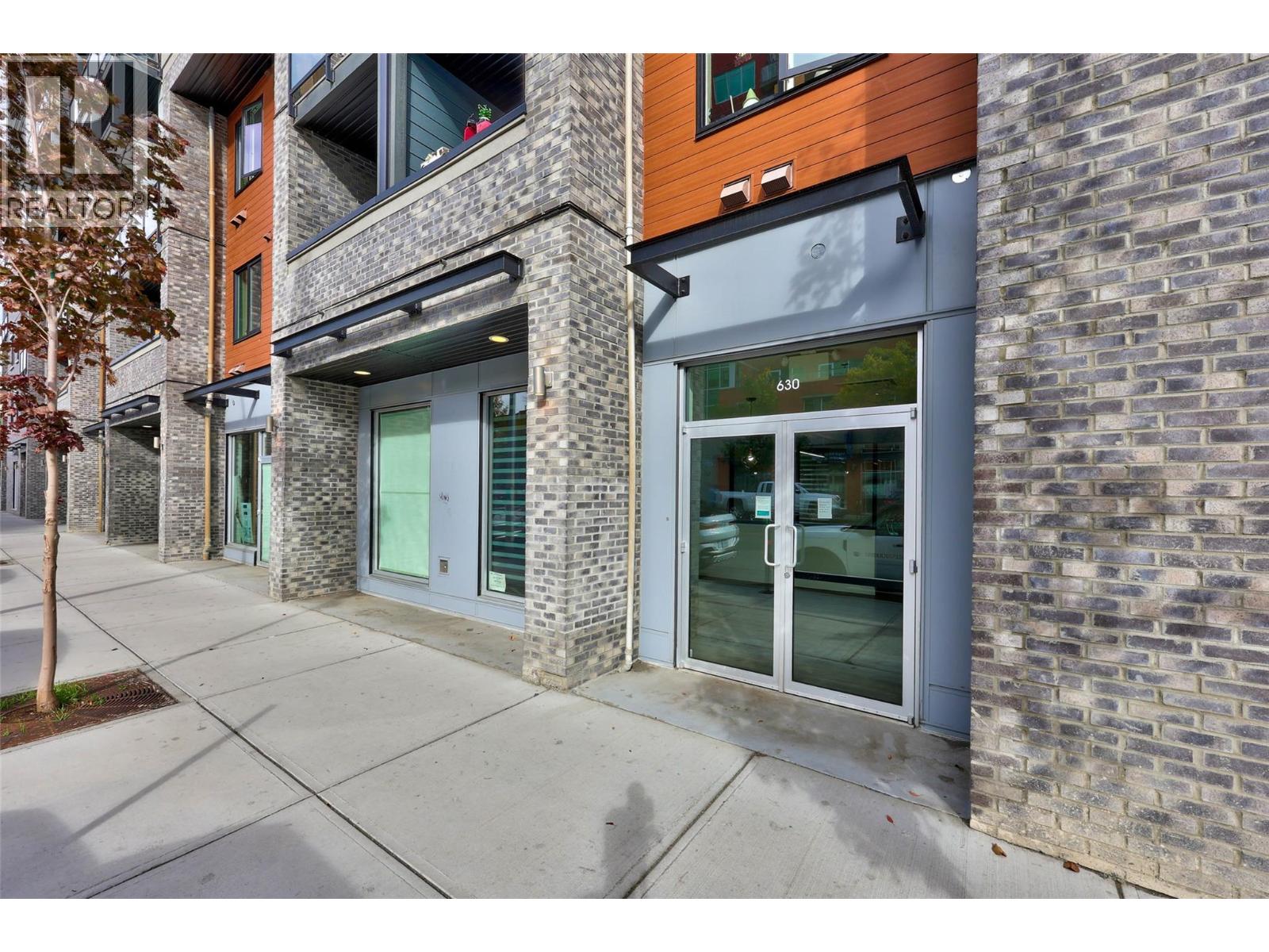 630 Victoria Street, Kamloops, British Columbia  V2C 2B4 - Photo 3 - 10365131