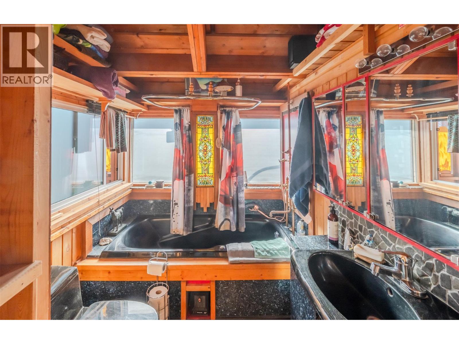 222 Old Camp Mckinney Road, Oliver, British Columbia  V0H 1T8 - Photo 28 - 10365263