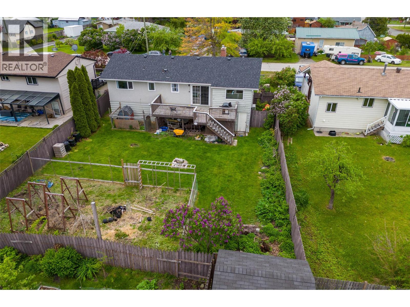 229 Birch Street, Chase, British Columbia  V0E 1M0 - Photo 3 - 10364958