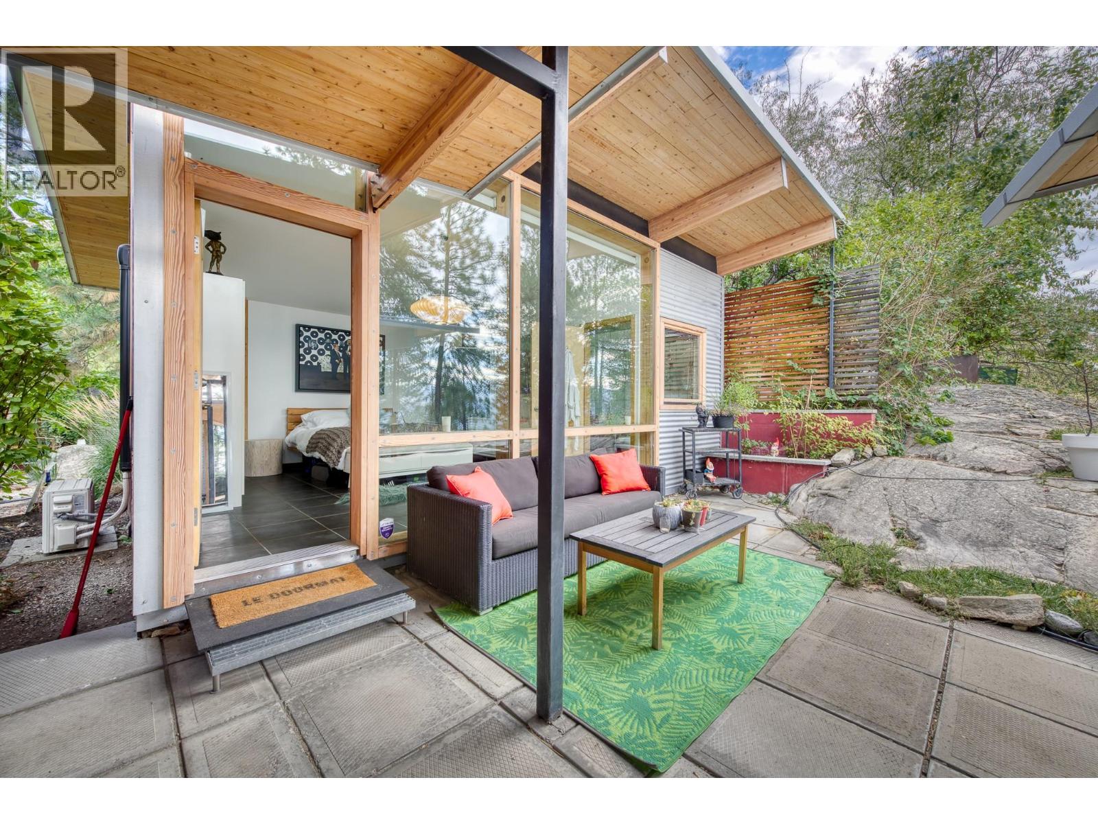 2843 Arawana Place, Naramata, British Columbia  V0H 1N0 - Photo 48 - 10365059