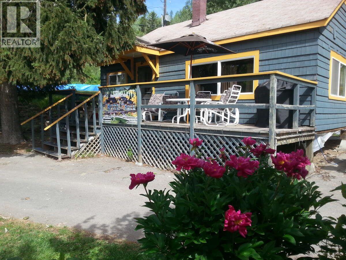 417 Copper Road, Rossland, British Columbia  V0G 1Y0 - Photo 14 - 10365273