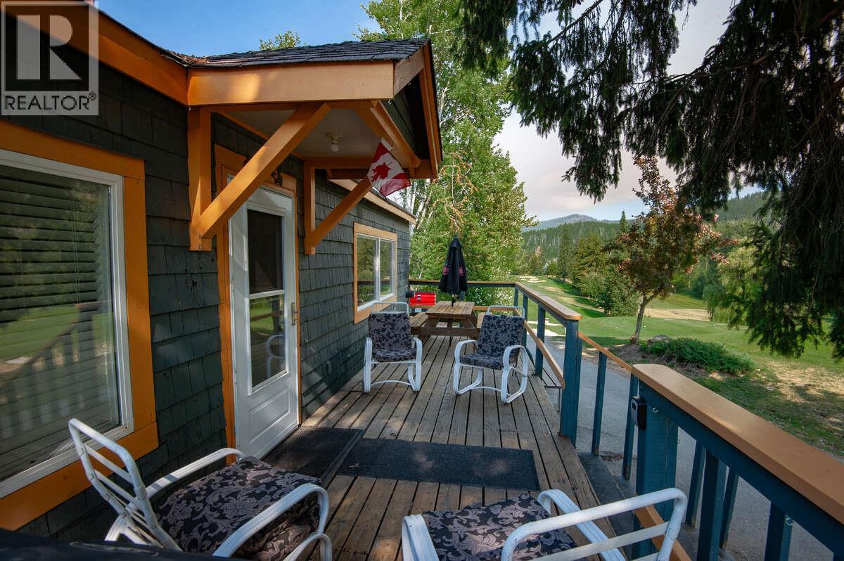 417 Copper Road, Rossland, British Columbia  V0G 1Y0 - Photo 3 - 10365273