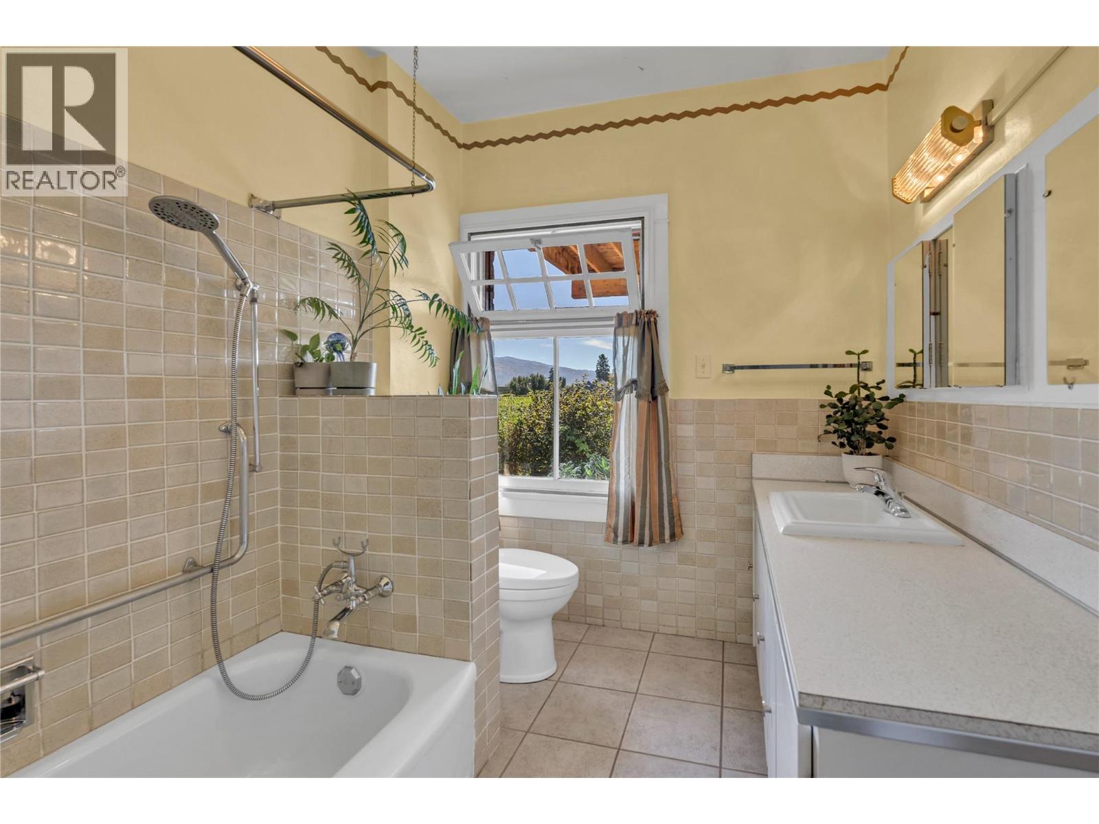 235 Middle Bench Road N, Penticton, British Columbia  V2A 8S5 - Photo 20 - 10364081