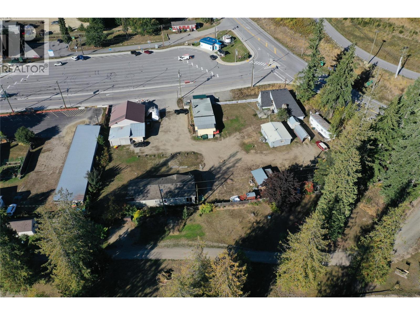450 Balfour Ferry Road, Balfour, British Columbia  V0G 1C0 - Photo 12 - 10365237