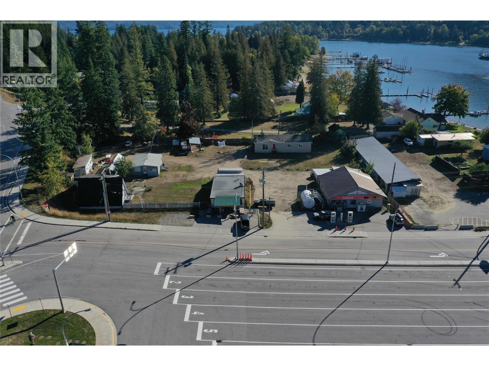 450 Balfour Ferry Road, Balfour, British Columbia  V0G 1C0 - Photo 7 - 10365237