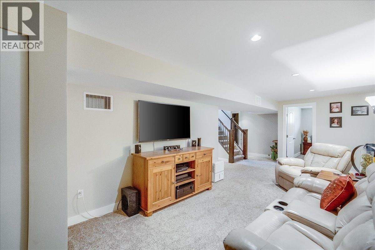 6010 Harrop-Procter Road, Nelson, British Columbia  V1L 6P7 - Photo 40 - 10365212