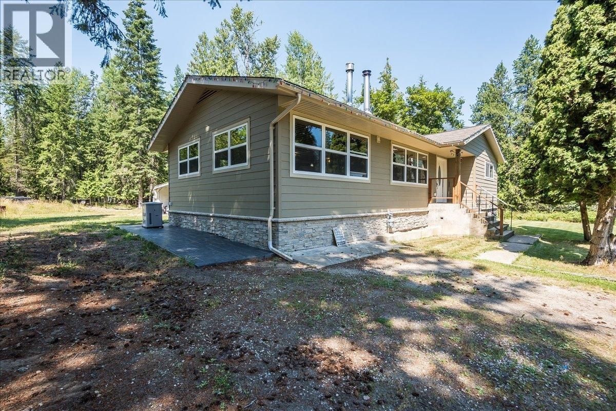 6010 Harrop-Procter Road, Nelson, British Columbia  V1L 6P7 - Photo 59 - 10365212