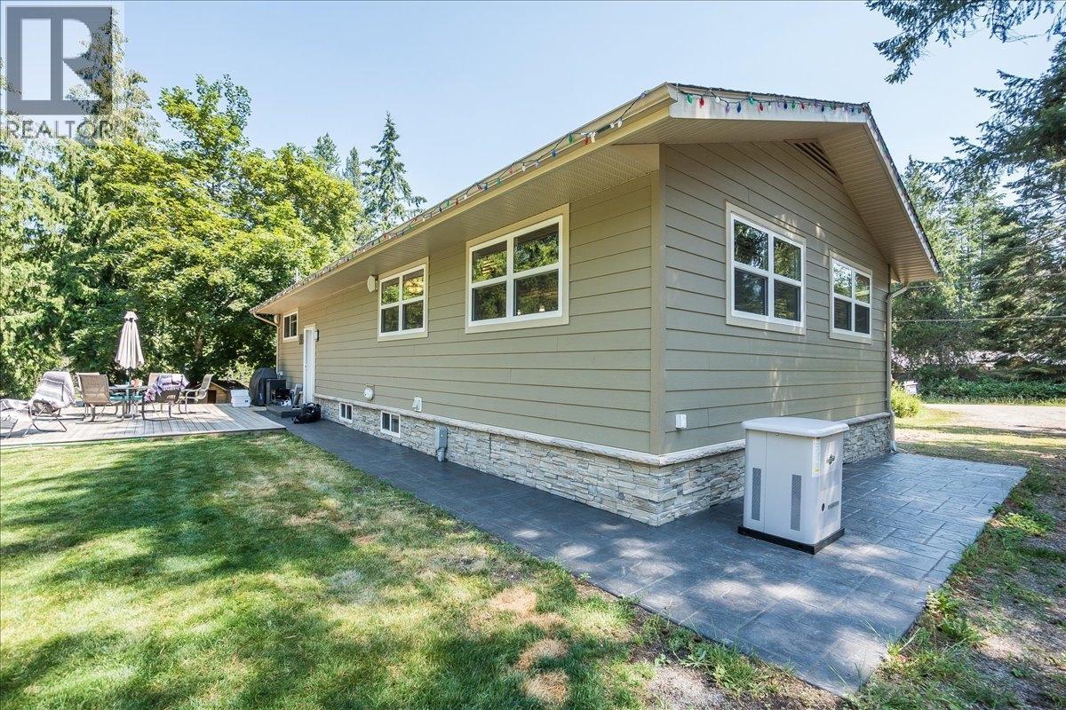 6010 Harrop-Procter Road, Nelson, British Columbia  V1L 6P7 - Photo 62 - 10365212